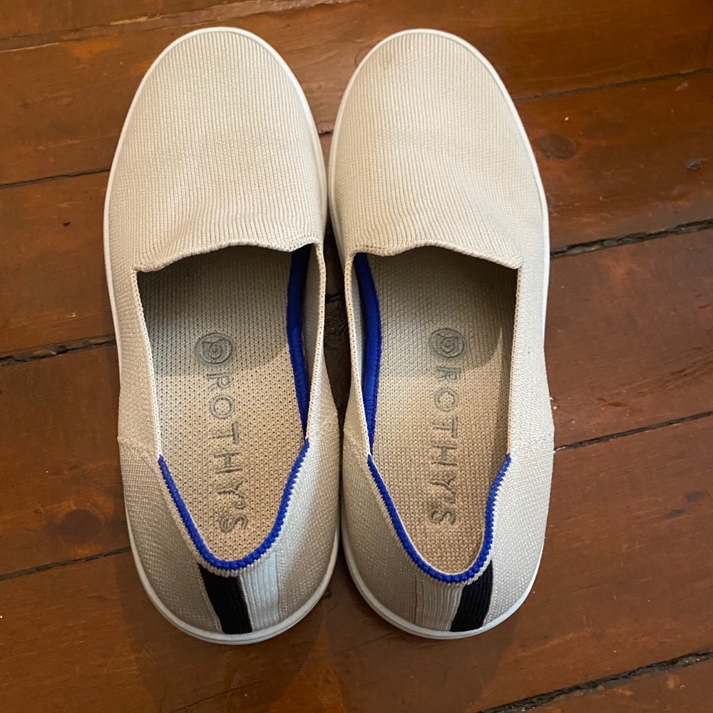 Rothy’s Sand size 8